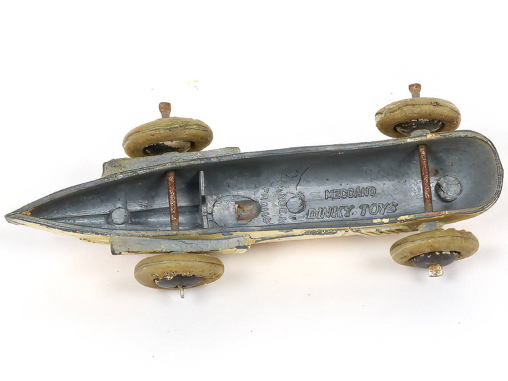 Lot 255 - DINKY TOYS (FRANCE) (1)