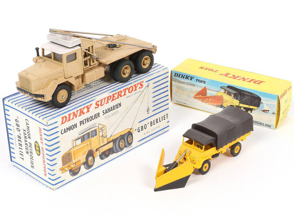 Lot 296 - DINKY TOYS (FRANCE) (2)