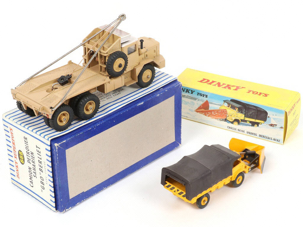 Lot 296 - DINKY TOYS (FRANCE) (2)