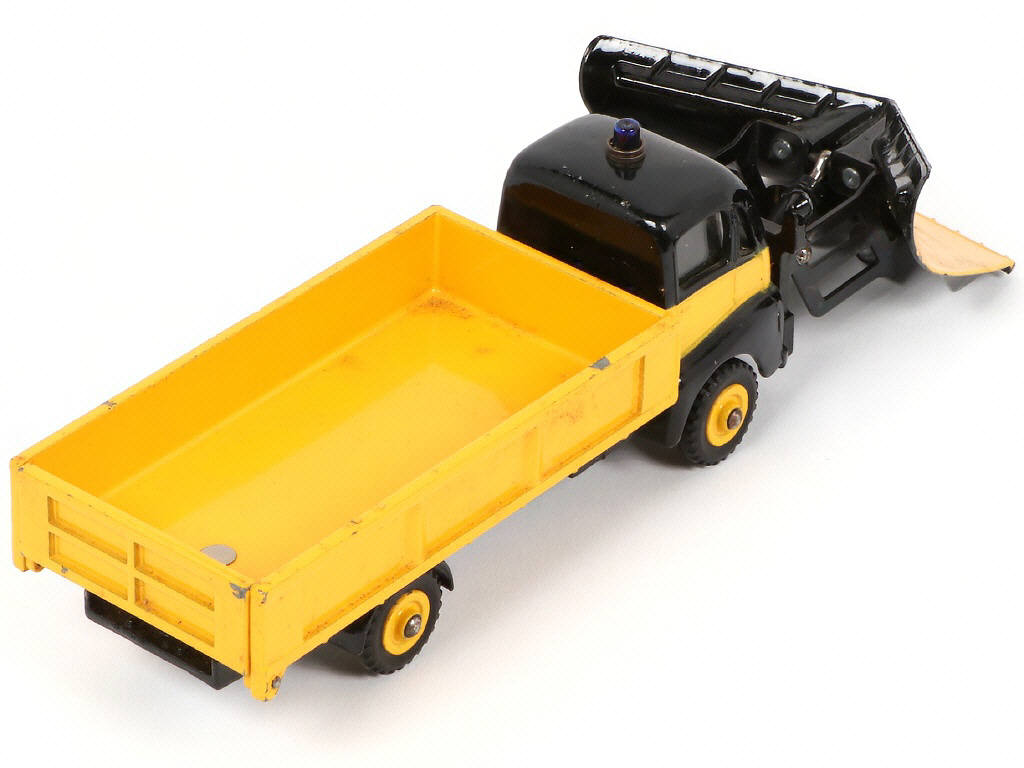 Lot 237 - DINKY TOYS (GB) (1)