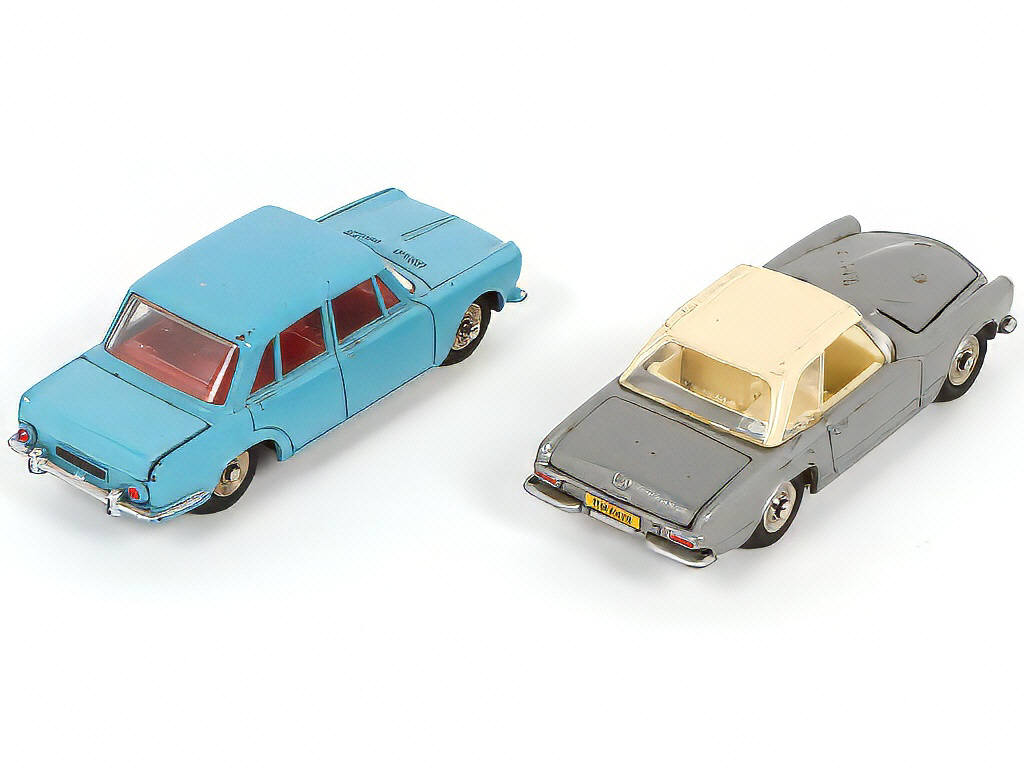 Lot 290 - DINKY TOYS (FRANCE) (2)