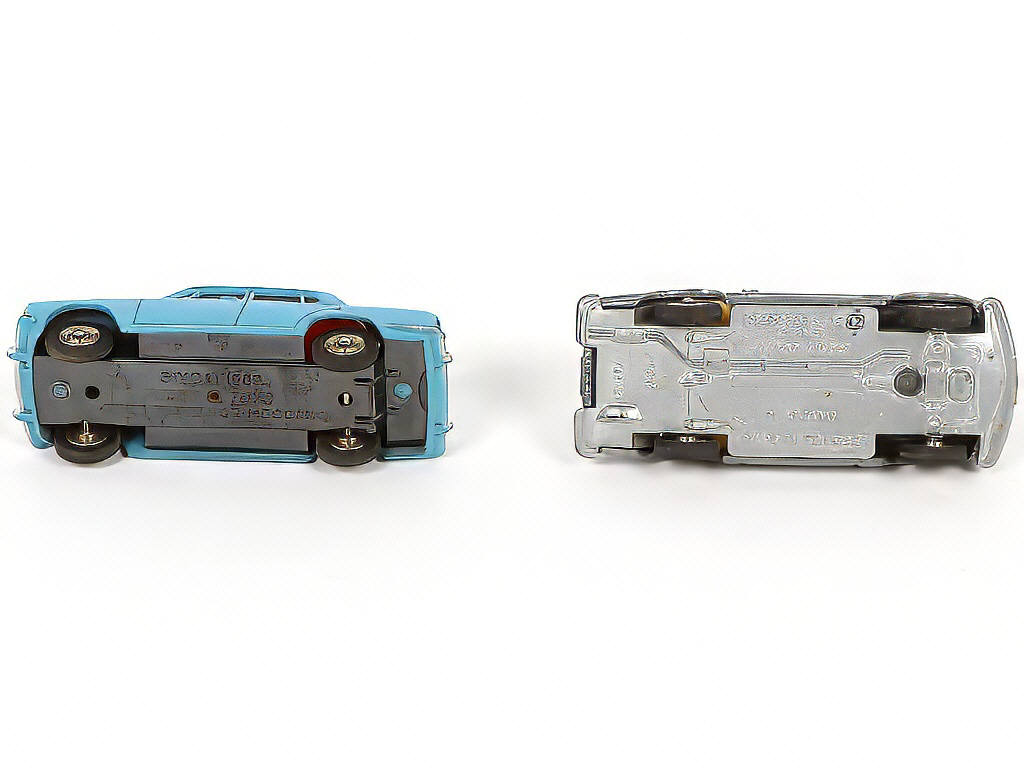 Lot 290 - DINKY TOYS (FRANCE) (2)