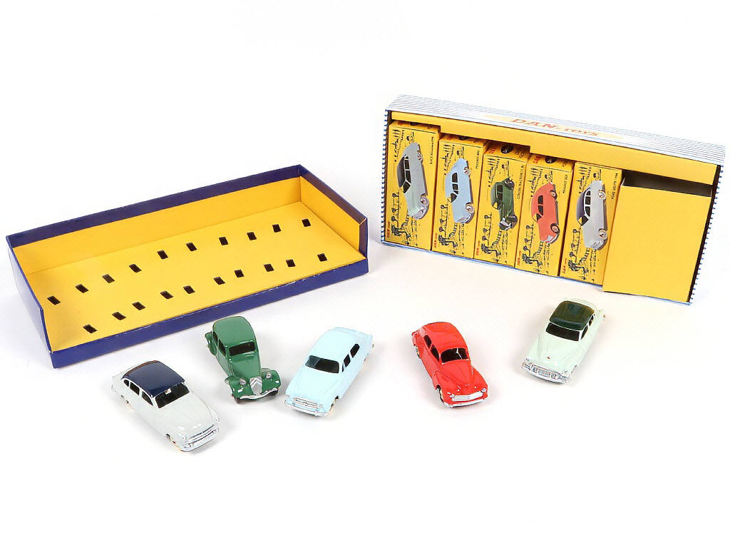 Lot 221 - DAN-TOYS (FRANCE) (1)