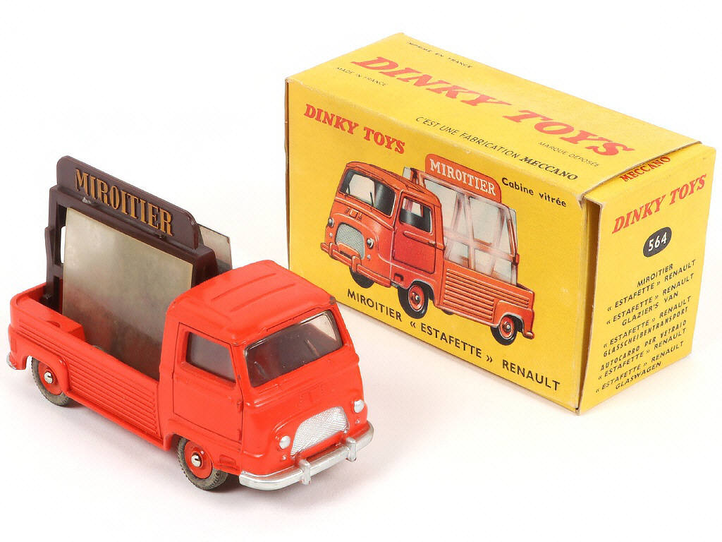 Lot 263 - DINKY TOYS (FRANCE) (1)
