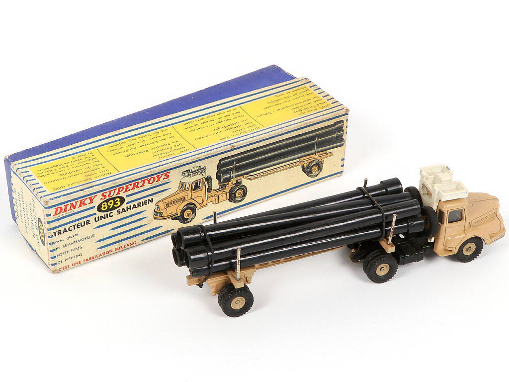 Lot 278 - DINKY TOYS (FRANCE) (2)