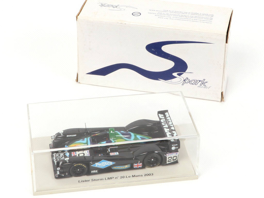 Lot 111 - SPARK (MACAU) (1)