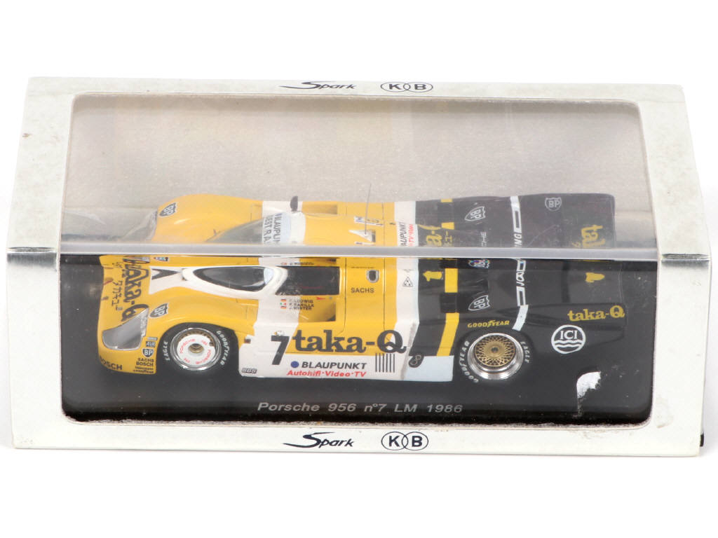 Lot 126 - SPARK (MACAU) (1)