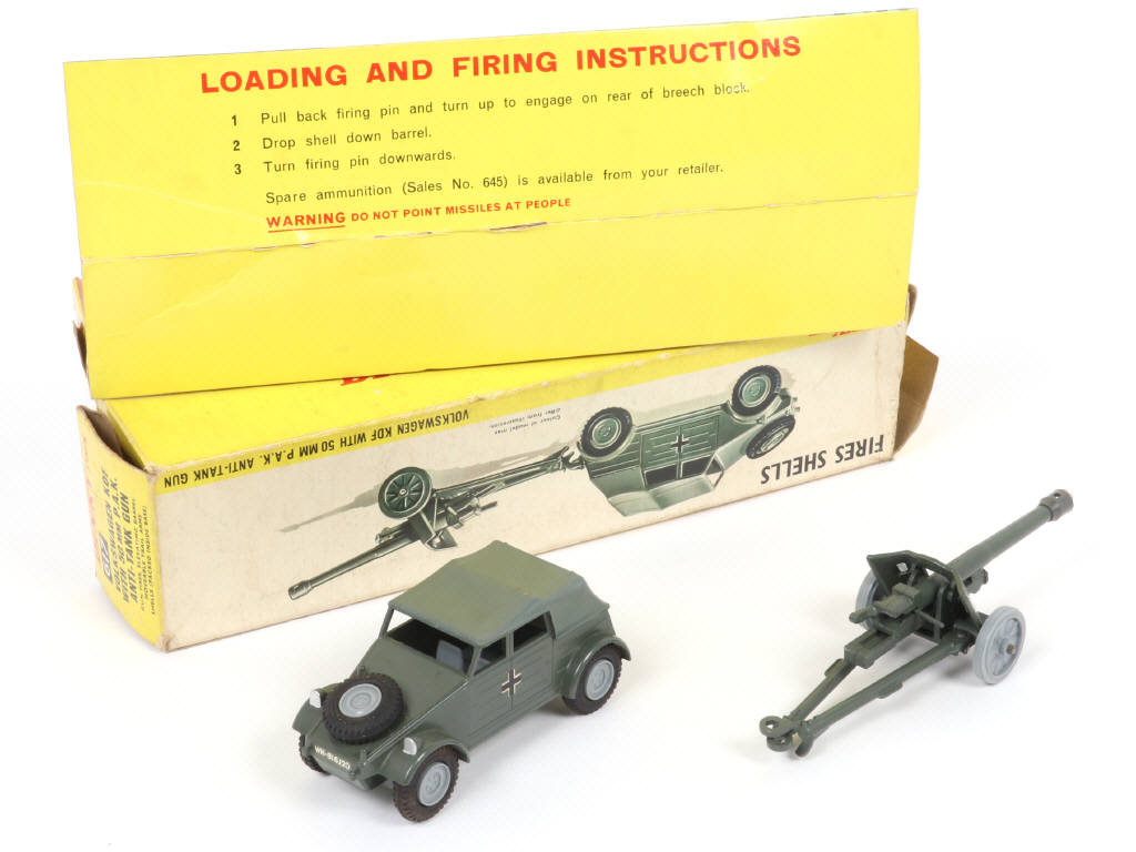 Lot 257 - DINKY TOYS (GB) (1)