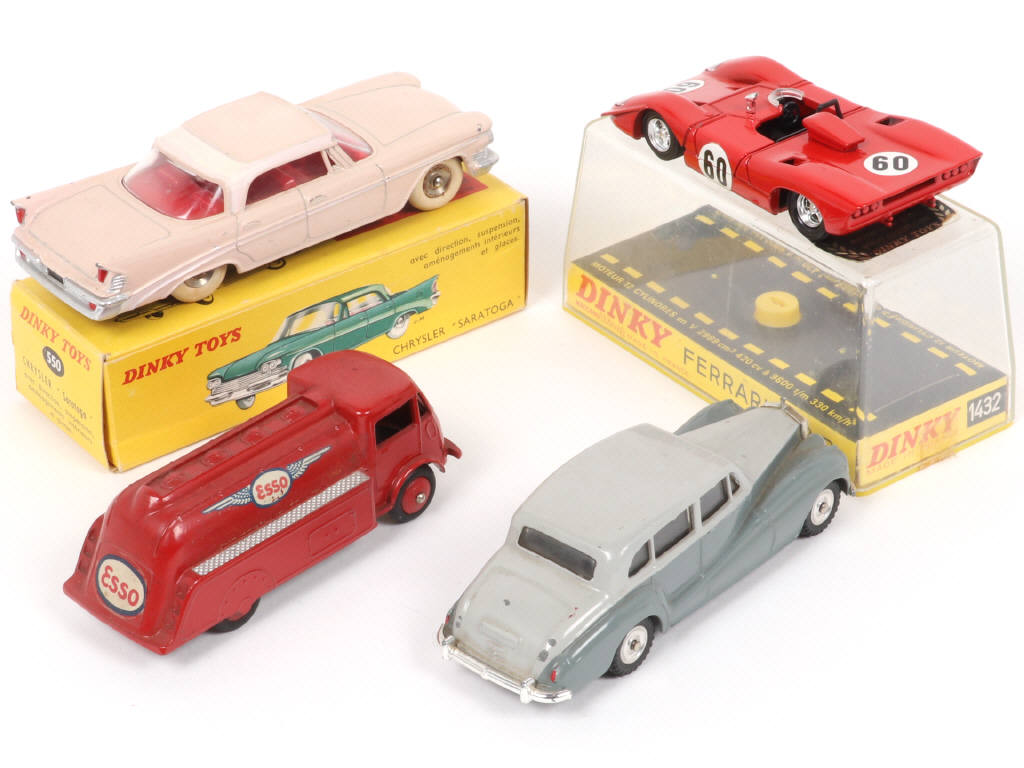 Lot 322 - DINKY TOYS (FRANCE) (4)