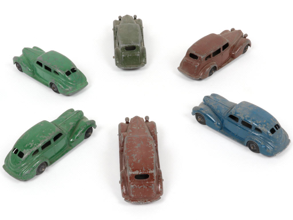 Lot 291 - DINKY TOYS (GB) (6)