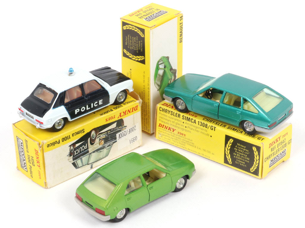 Lot 320 - DINKY TOYS (FRANCE) (3)