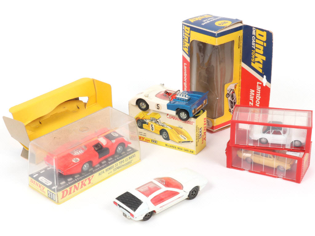 Lot 285 - DINKY TOYS (GB) (5)