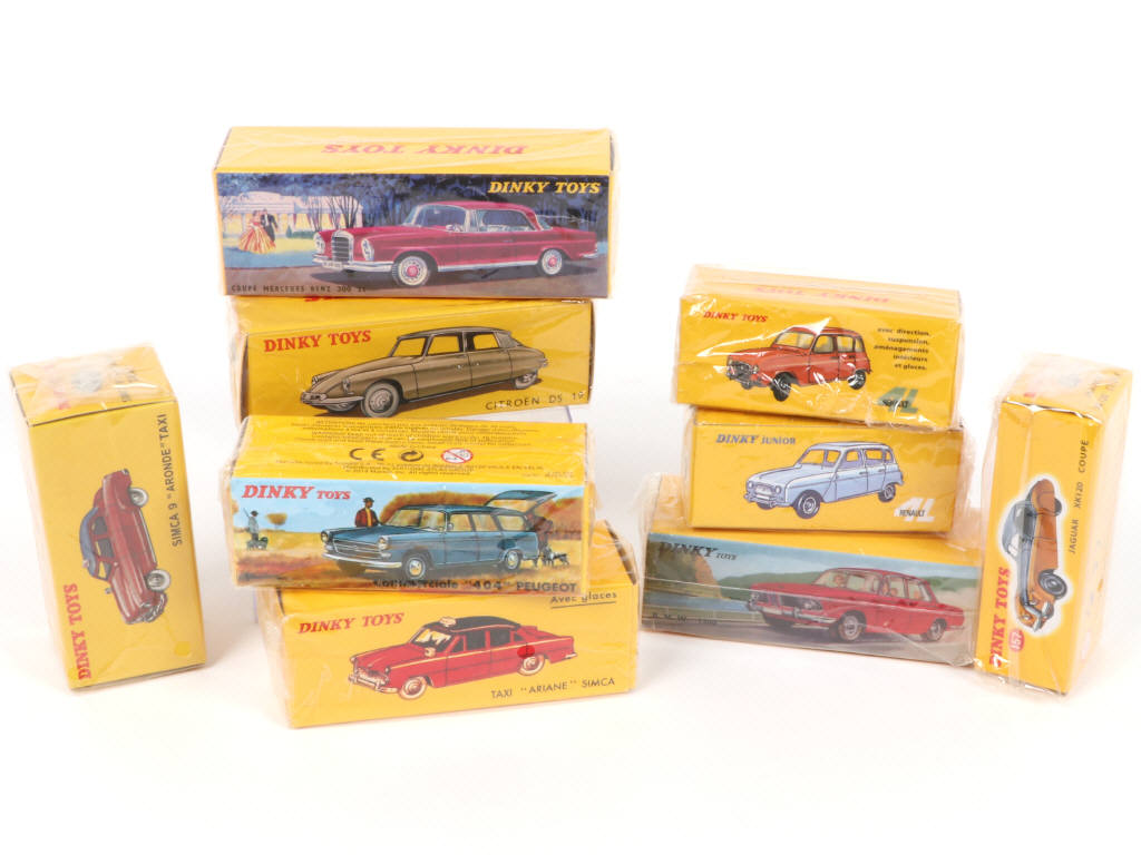 Lot 210 - EDITIONS ATLAS (FRANCE) (9)