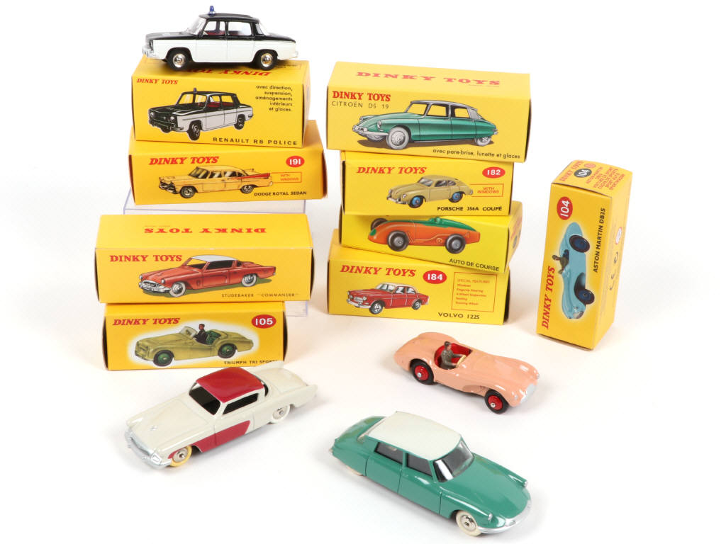 Lot 207 - EDITIONS ATLAS (FRANCE) (9)