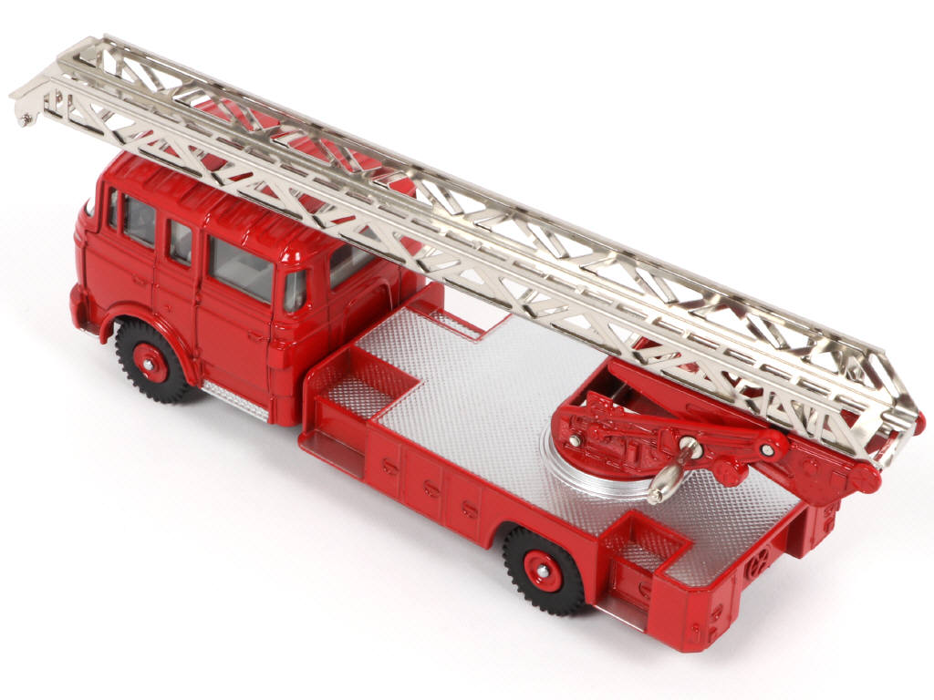 Lot 216 - DAN-TOYS (FRANCE) (1)