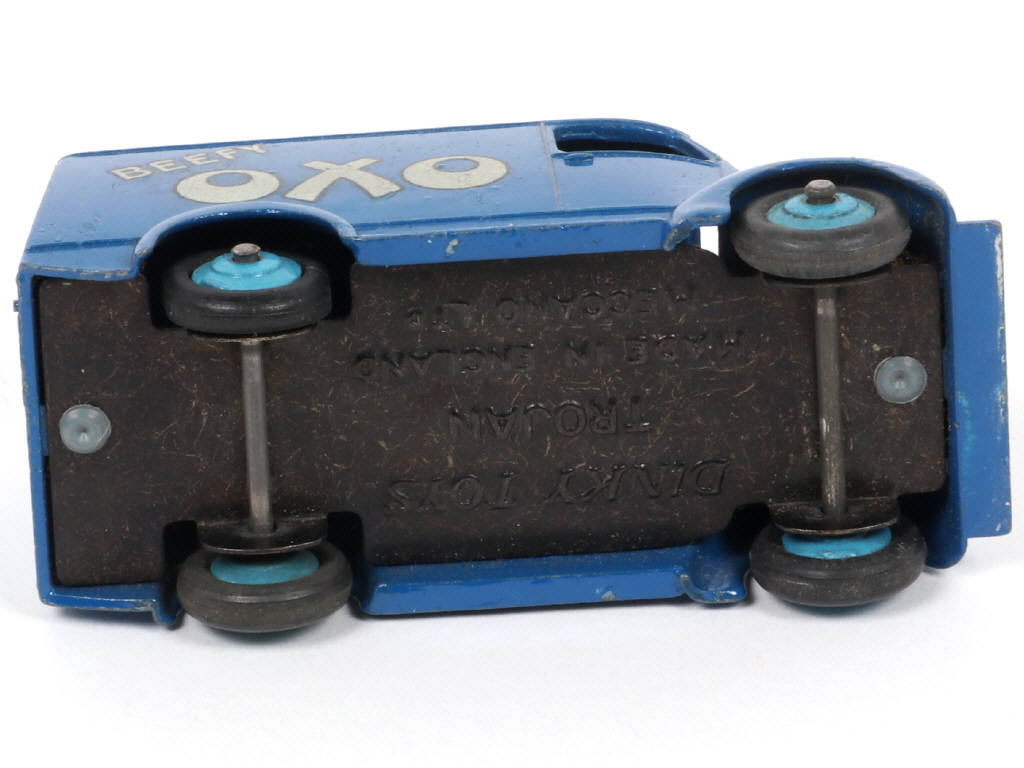 Lot 231 - DINKY TOYS (GB) (1)