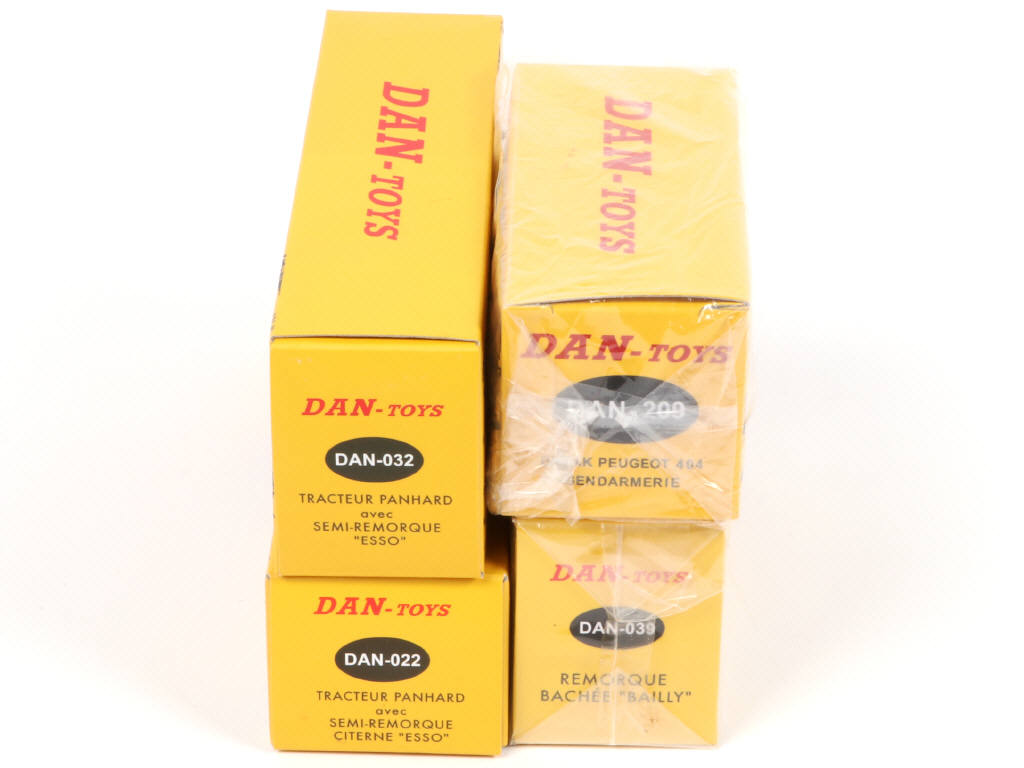 Lot 219 - DAN-TOYS (FRANCE) (4)