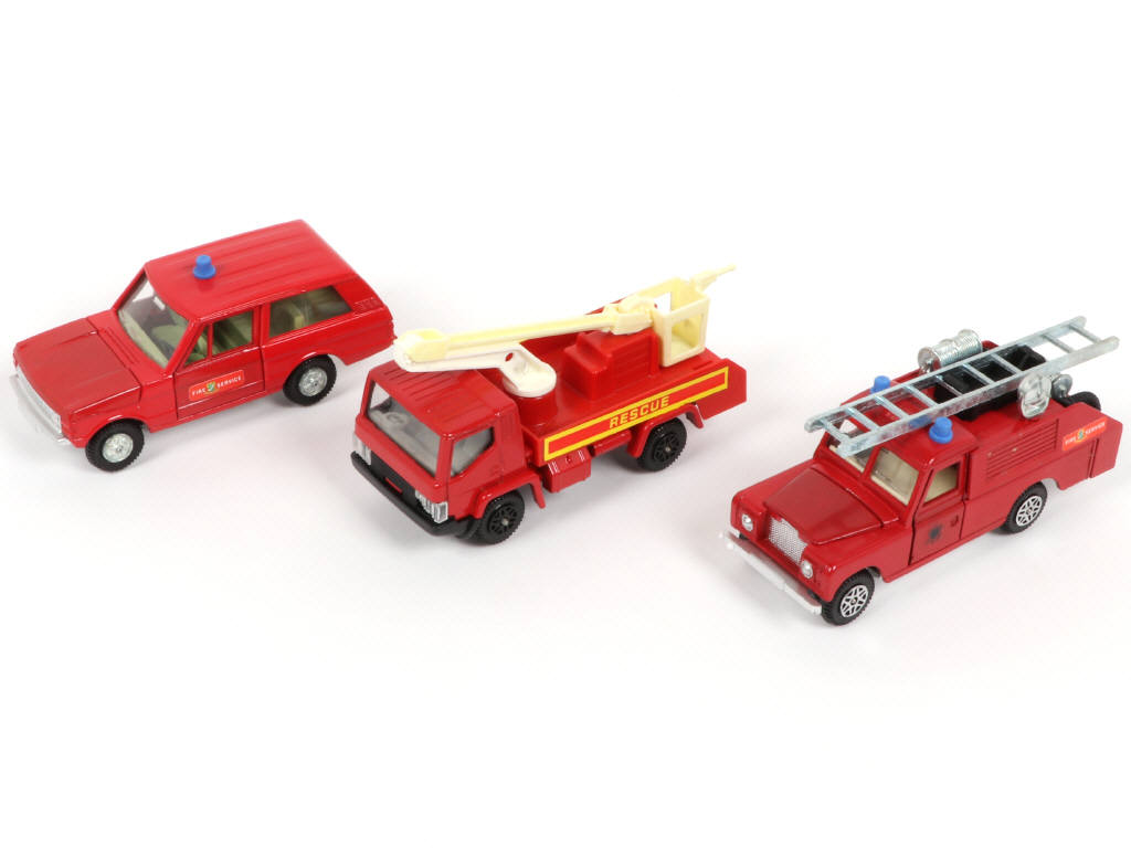 Lot 254 - DINKY TOYS (GB) (1)