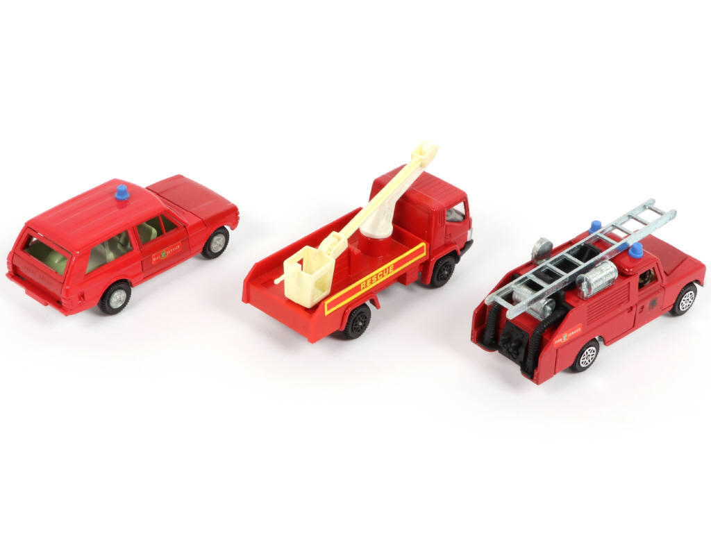 Lot 254 - DINKY TOYS (GB) (1)