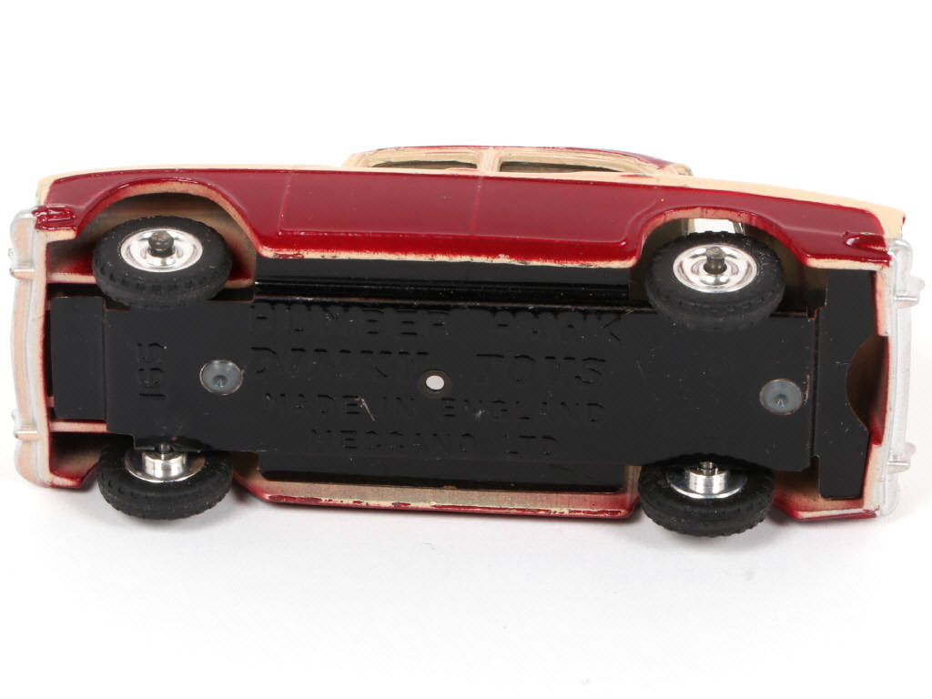 Lot 238 - DINKY TOYS (GB) (1)