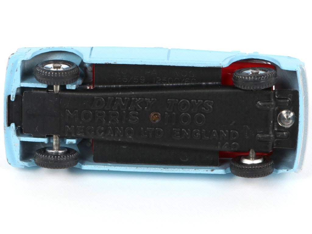 Lot 241 - DINKY TOYS (GB) (1)