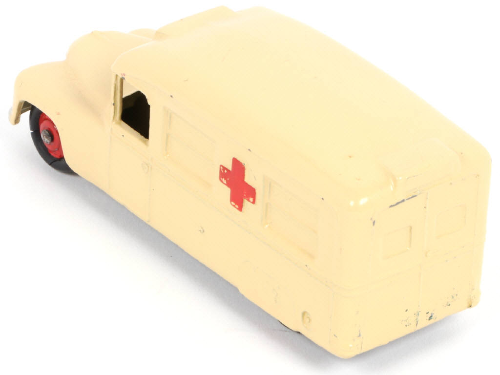 Lot 245 - DINKY TOYS (GB) (1)