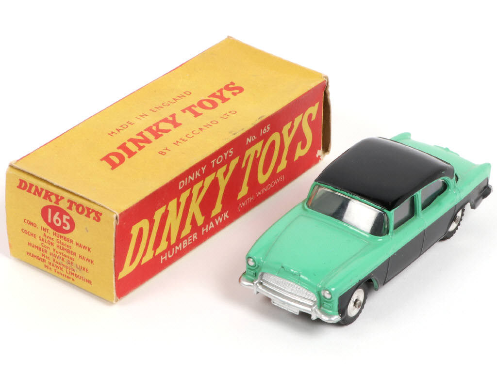 Lot 235 - DINKY TOYS (GB) (1)