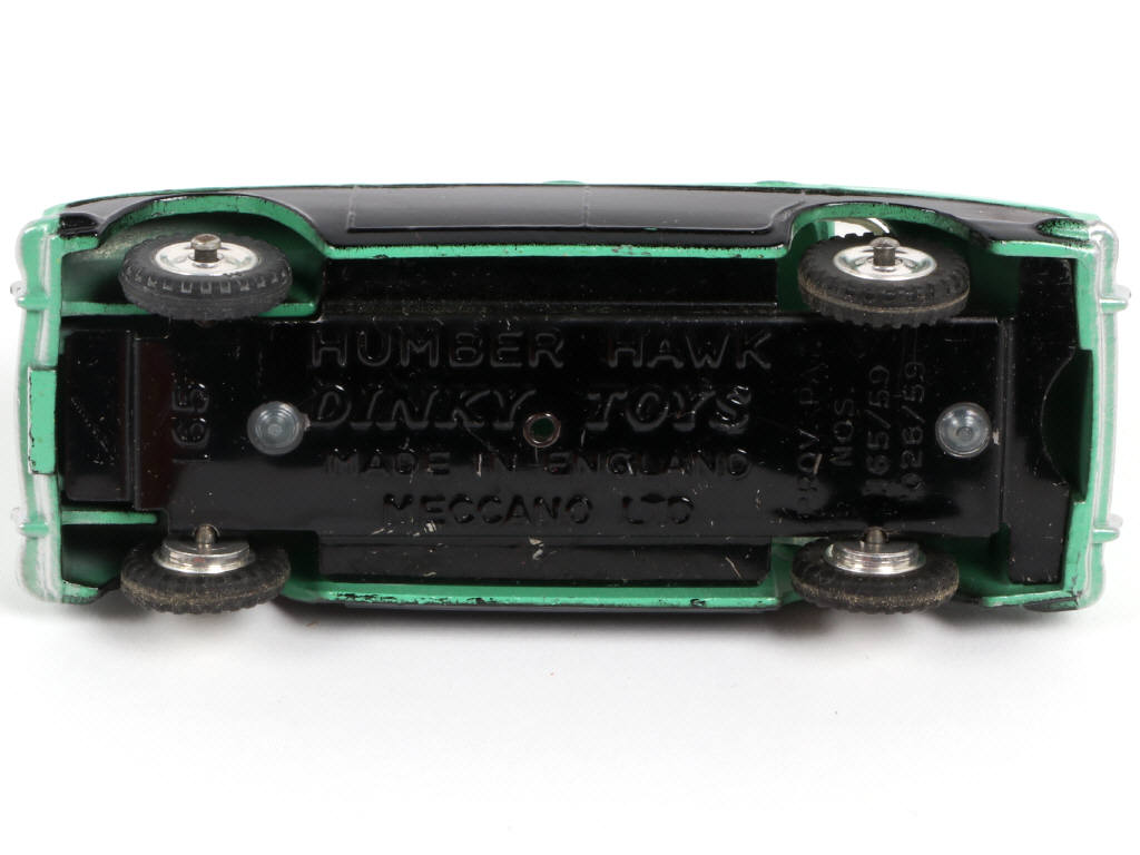 Lot 235 - DINKY TOYS (GB) (1)