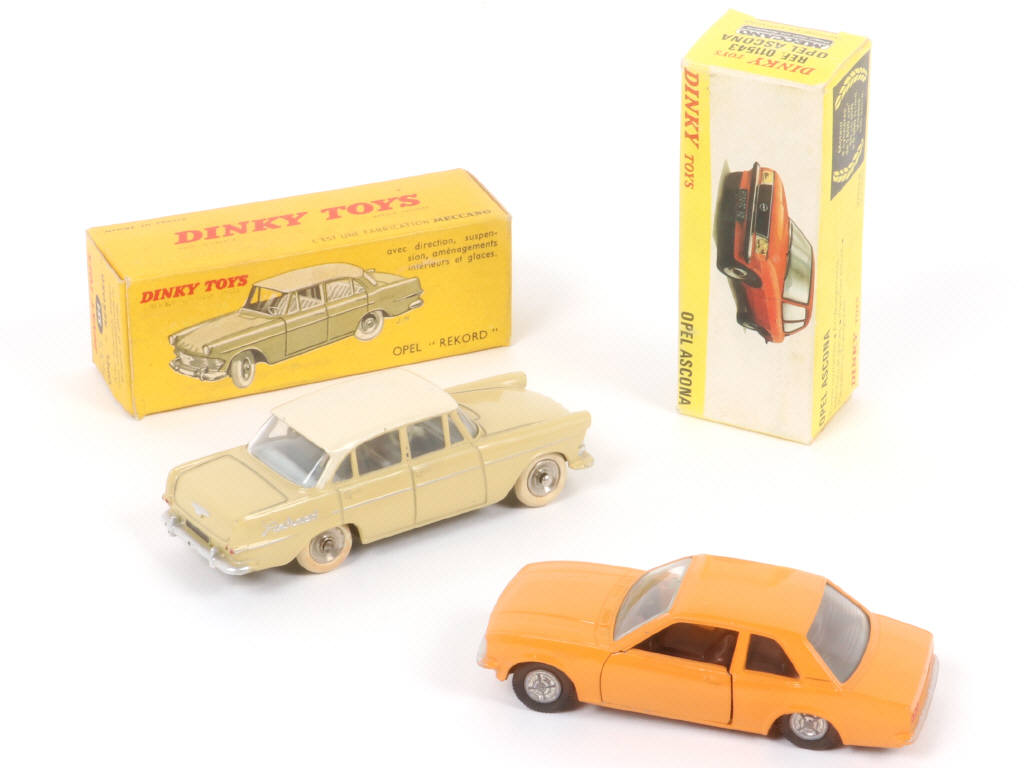 Lot 309 - DINKY TOYS (FRANCE) (2)