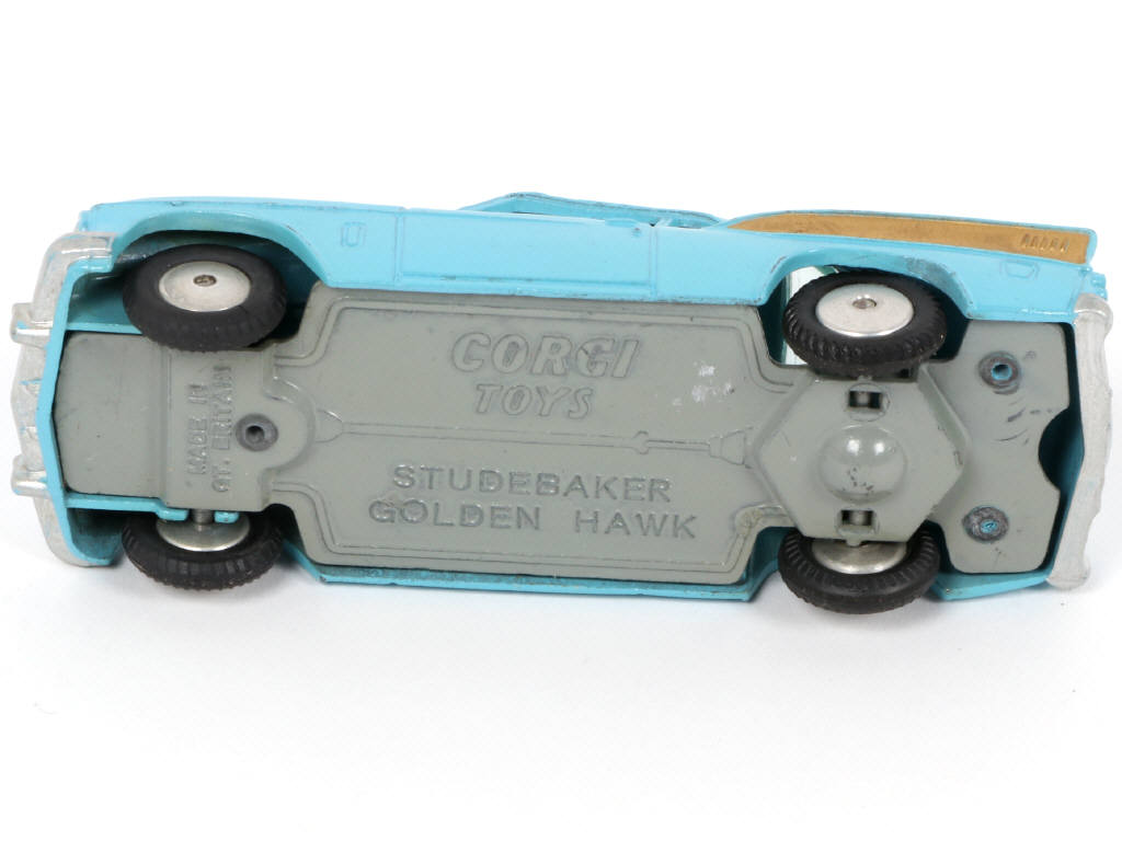 Lot 143 - CORGI TOYS (GB) (1)