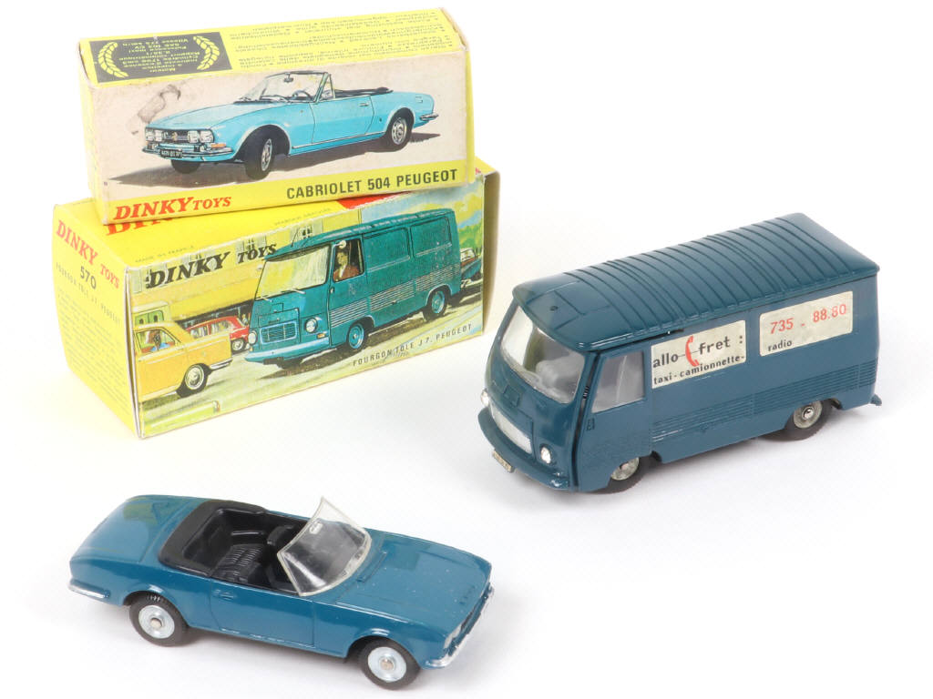 Lot 315 - DINKY TOYS (FRANCE) (1)