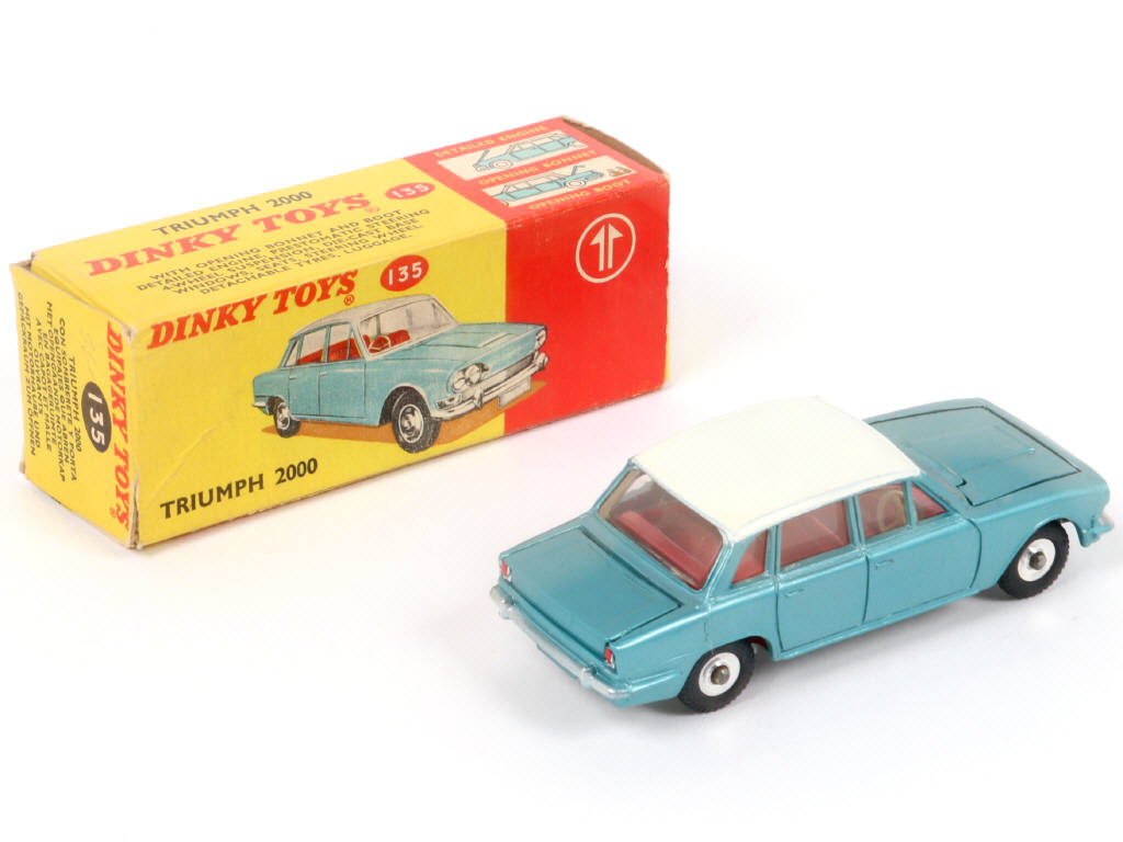 Lot 240 - DINKY TOYS (GB) (1)