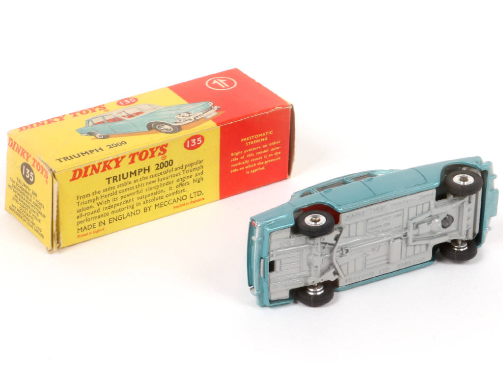 Lot 240 - DINKY TOYS (GB) (1)