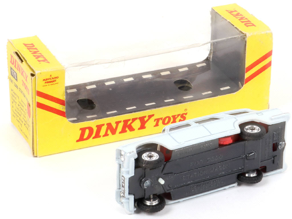 Lot 246 - DINKY TOYS (GB) (1)