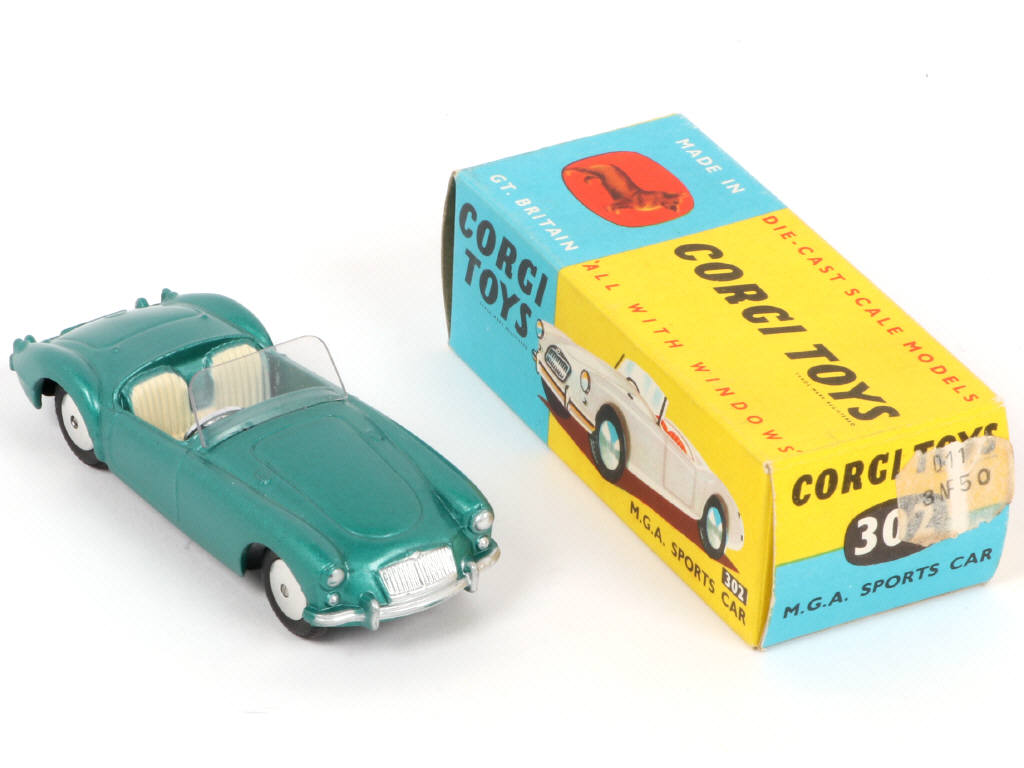 Lot 148 - CORGI TOYS (GB) (1)