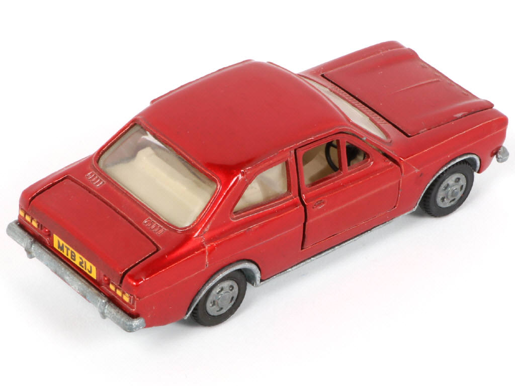 Lot 239 - DINKY TOYS (GB) (1)