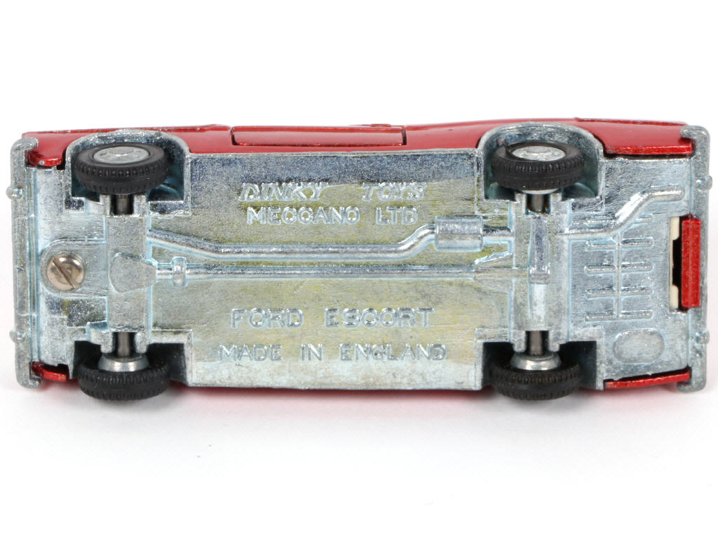 Lot 239 - DINKY TOYS (GB) (1)