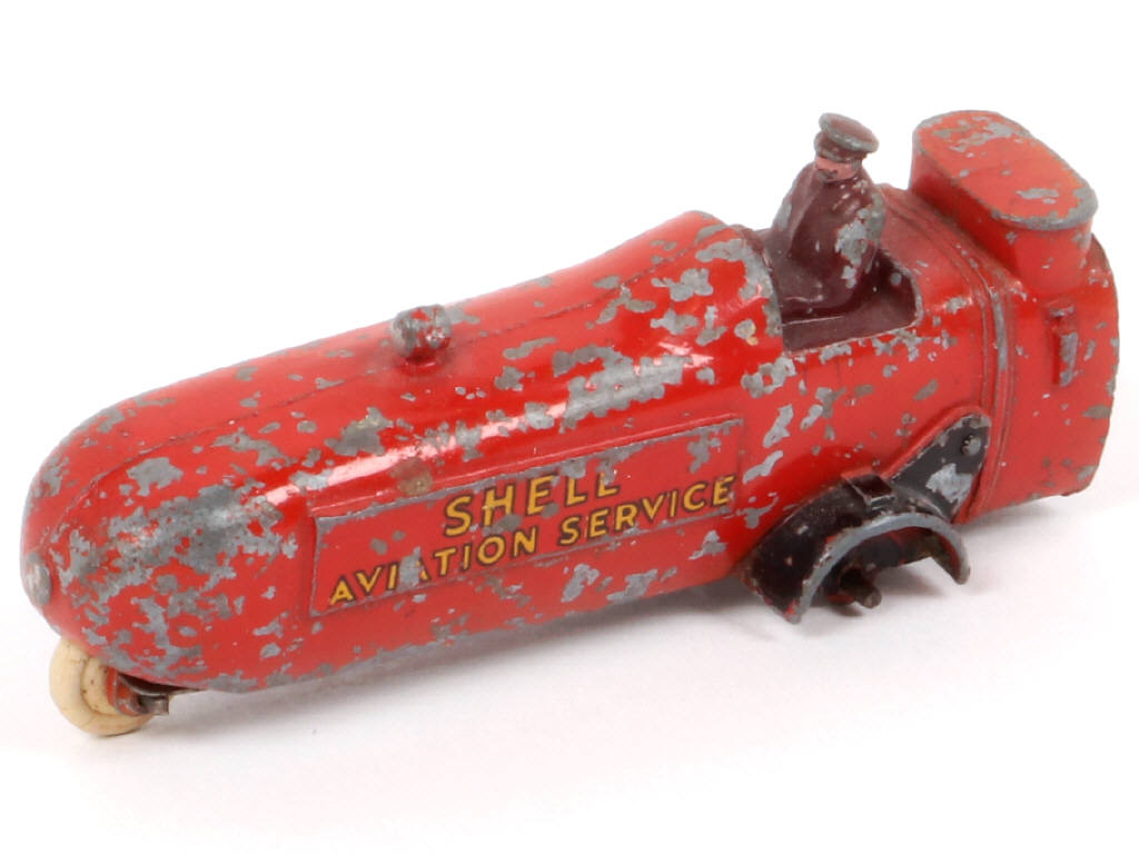 Lot 226 - DINKY TOYS (GB) (1)
