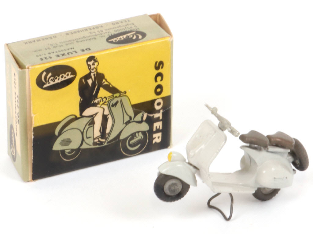 Lot 137 - TEKNO (DANEMARK) (1)