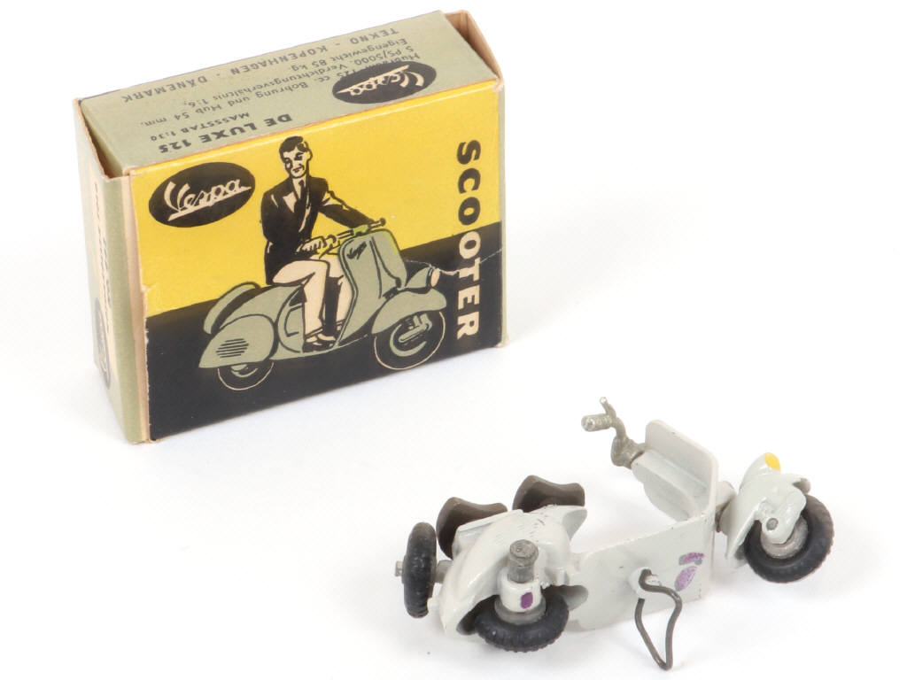 Lot 137 - TEKNO (DANEMARK) (1)