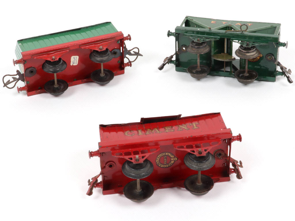 Lot 28 - HORNBY 'O' (FRANCE) (3)