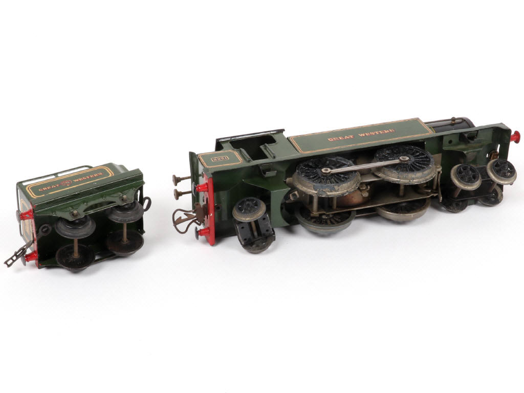 Lot 23 - HORNBY 'O' (GB) (2)