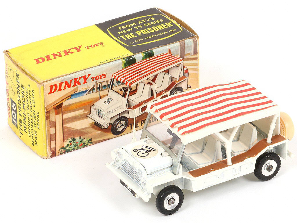 Lot 166 - DINKY TOYS (GB) (1)