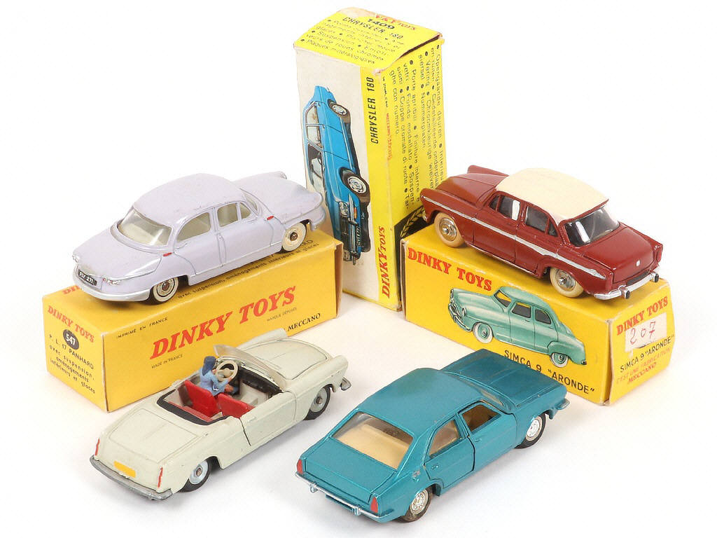 Lot 252 - DINKY TOYS (FRANCE) (4)