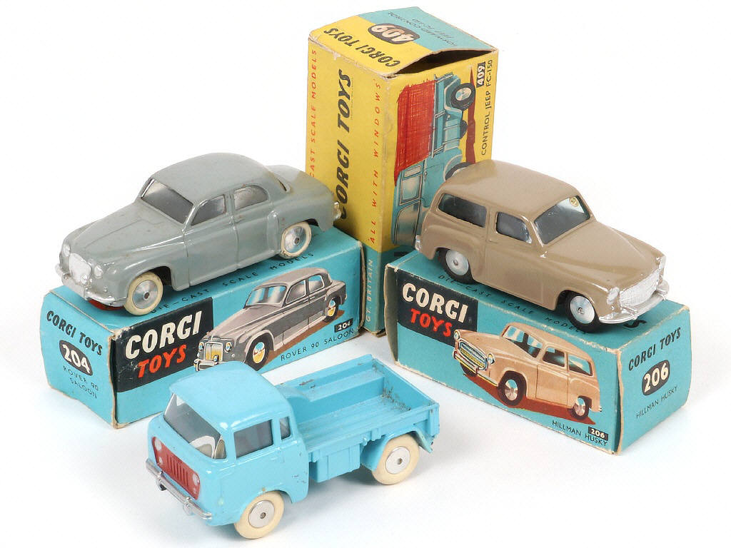 Lot 100 - CORGI TOYS (GB) (3)