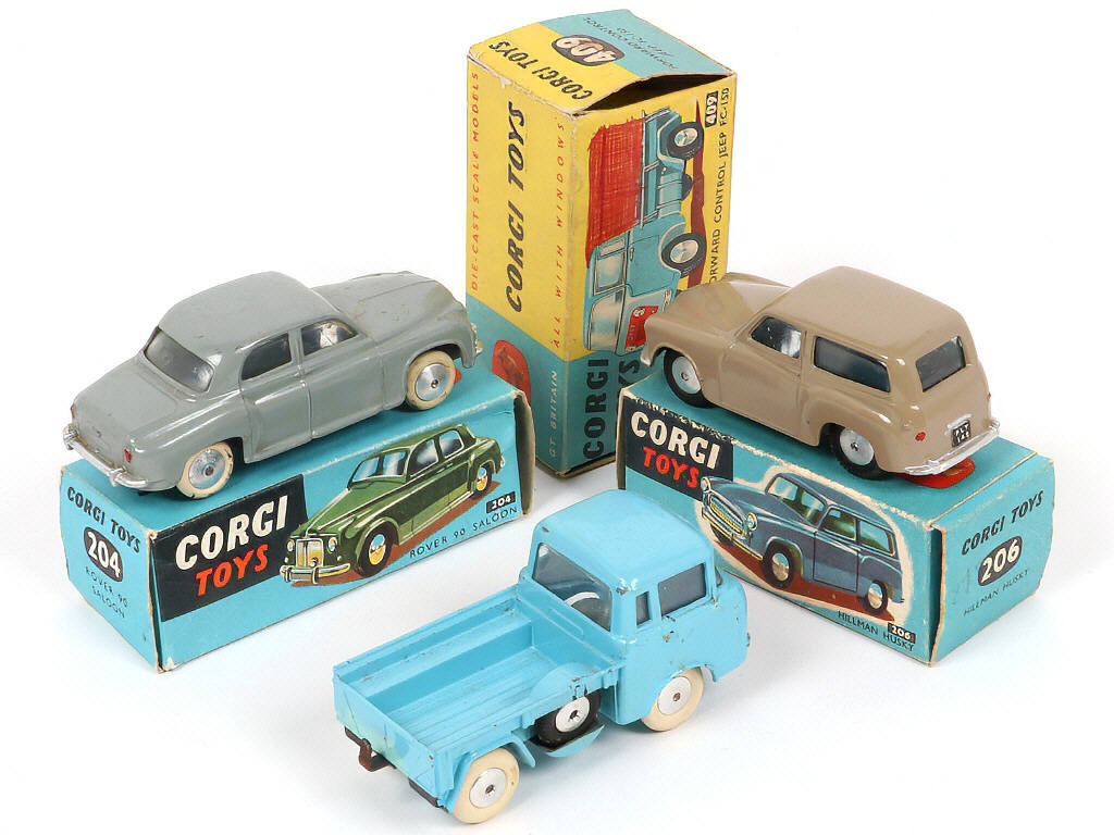 Lot 100 - CORGI TOYS (GB) (3)