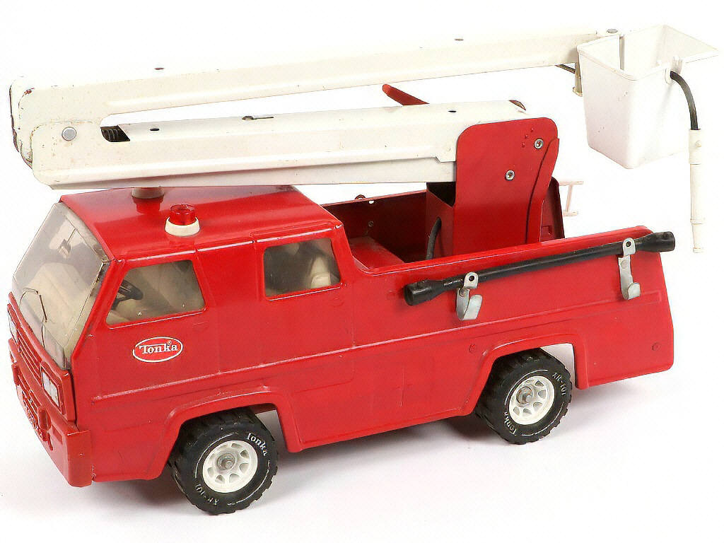 Lot 56 - TONKA (USA) (1)