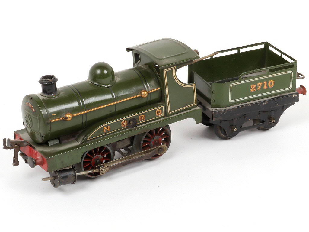 Lot 31 - HORNBY 'O' (FRANCE) (2)