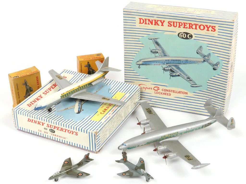Lot 223 - DINKY TOYS (4)