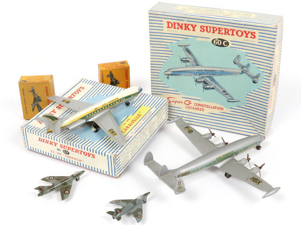 Lot 223 - DINKY TOYS (4)